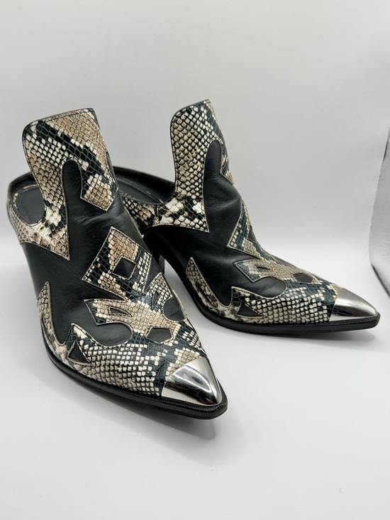 Giani Bini Shoes - Gianni Bini Maerren Western Snake Print Mule Boots Women Size 8 Metallic DAMAGED